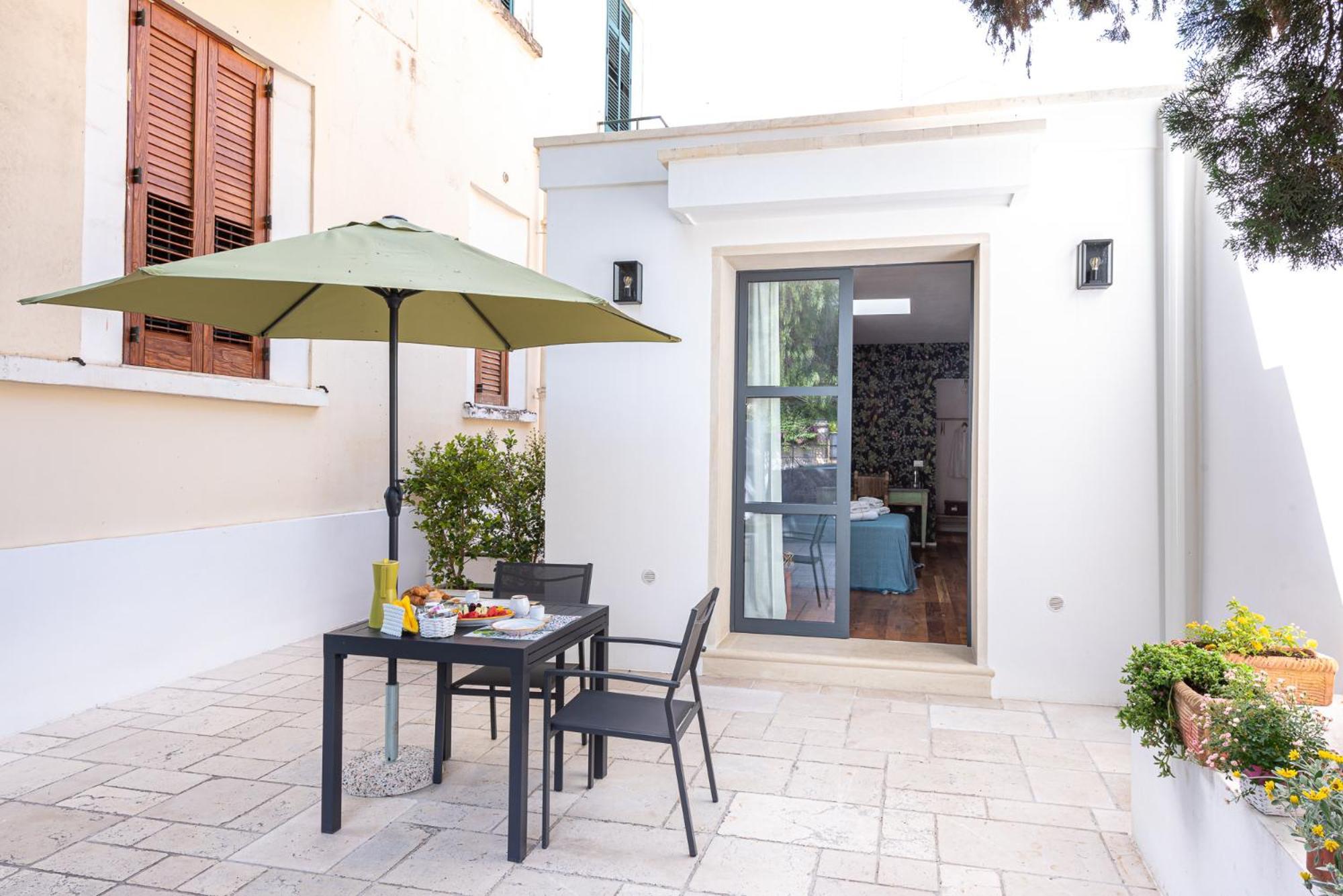 B&B Lu Cuccuviu Lecce Extérieur photo
